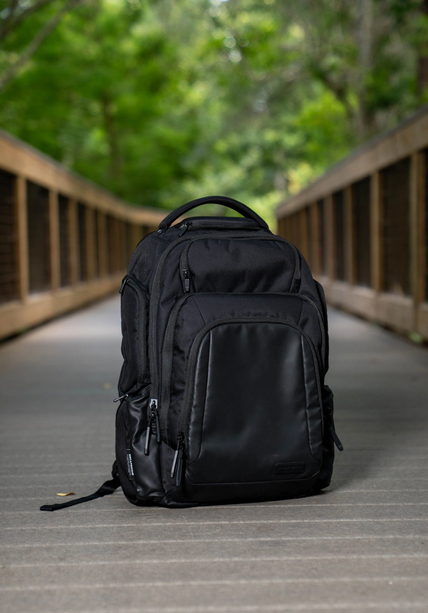 EscapeZone™ Dual Protection - Ballistic Backpack with 4 Faraday Bags