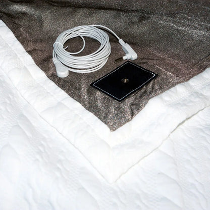 EscapeZone EMF Blocking Throw Blanket L